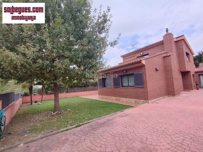 Foto 038f003f-018a-45cf-ac5c-95183536abe3. Casa amb calefacció a Begues