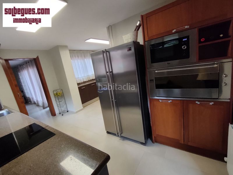 Foto 768b310b-bef8-42a4-ab7d-53e2930c20f2. Casa amb calefacció a Begues