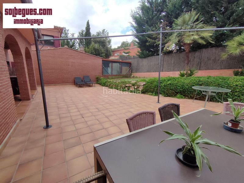 Foto b2b0c323-8bf9-44ca-86c4-0e303e888e42. Casa amb calefacció a Begues