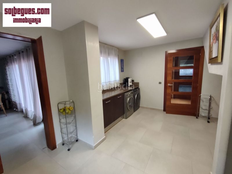 Foto c3c74efe-1cbd-43fb-8d97-1a95baba144b. Casa amb calefacció a Begues