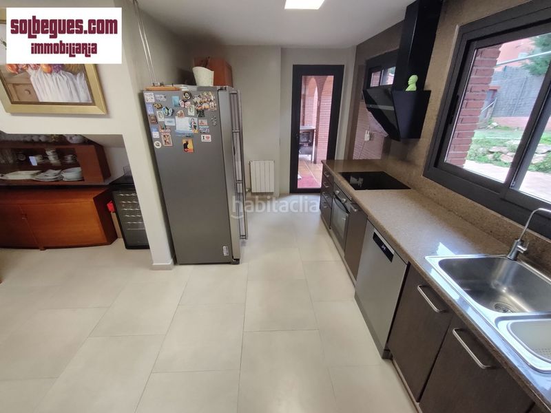 Foto d50d44e9-a29f-4a92-b47b-36f03e34c3ca. Casa amb calefacció a Begues