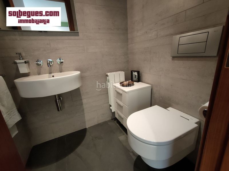 Foto 1aa8c7d3-83d4-4ba4-98a8-b7a1ef17a7d5. Casa amb calefacció aparcament piscina a Begues