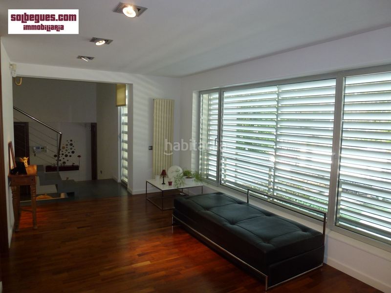 Foto 974be07c-0e39-482e-815a-973f46e09ef3. Casa amb calefacció aparcament piscina a Begues