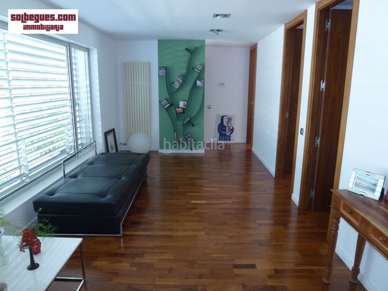 Foto a14f9d30-d0e1-43ca-bf91-1c55eda0a4ce. Casa amb calefacció aparcament piscina a Begues
