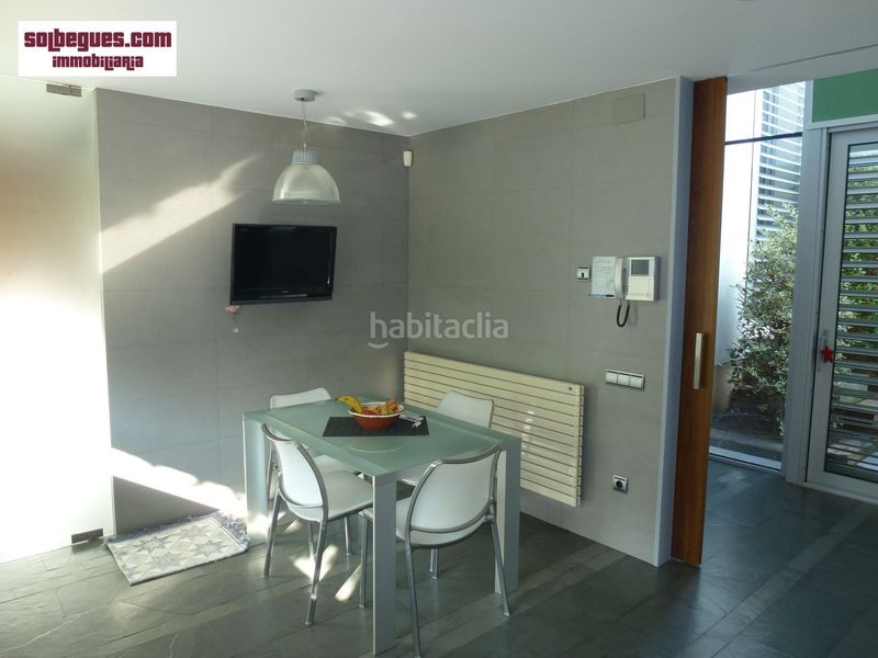 Foto c44f3aef-c4c7-4072-aa5d-8bd0eeccc866. Casa amb calefacció aparcament piscina a Begues