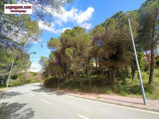 Terreno residencial en Begues. Begues la costeta terreno grande y bien orientado con vistas des