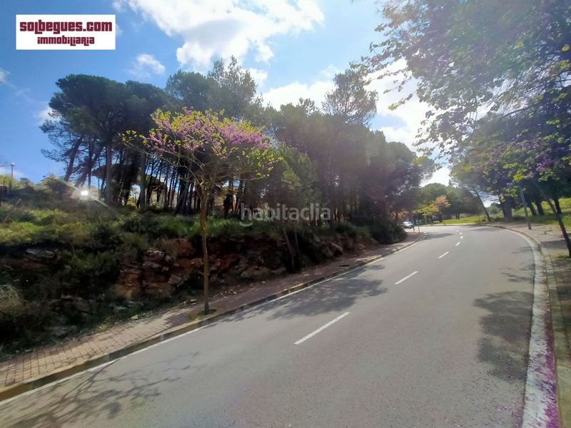 Foto c136f011-9726-4ebd-810a-b007feac7bb2. Terreny residencial a Begues