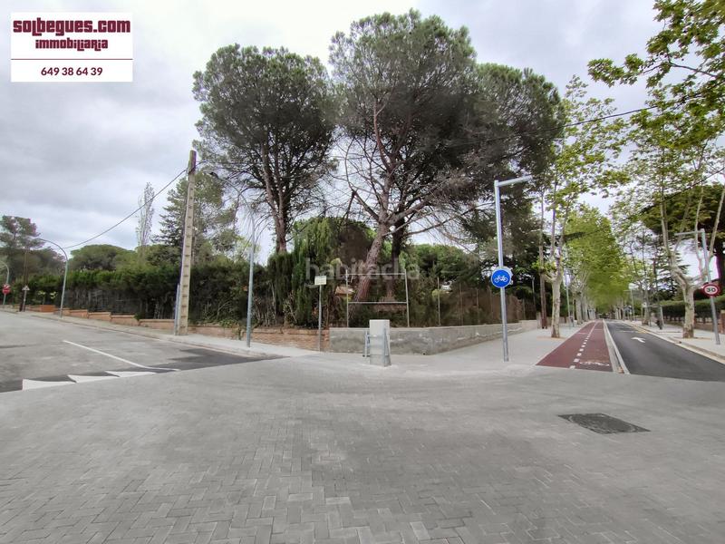 Foto 3034fbba-0c5d-41ac-9b3e-258cba12e8e7. Terreno residencial centro amplio terreno esquinero en Begues