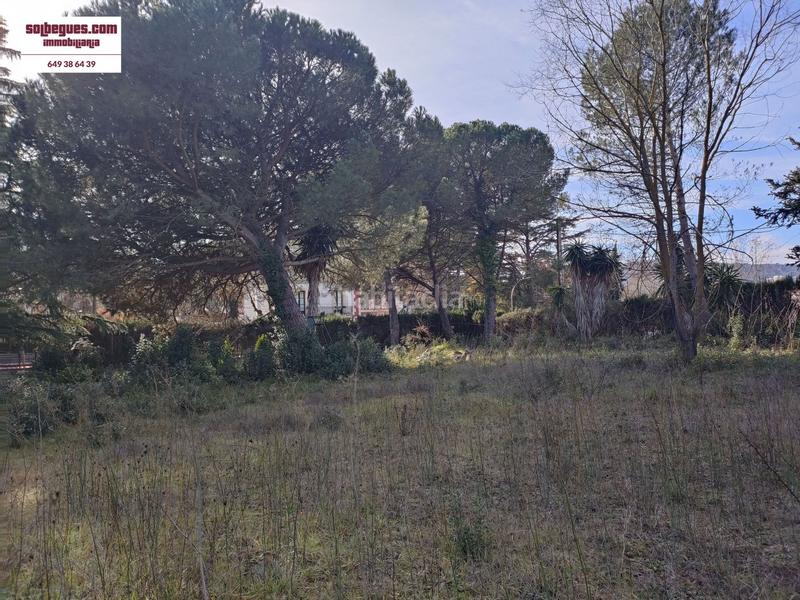 Foto fb8975dd-7609-421a-8427-50e3ccda7ce3. Terreno residencial centro amplio terreno esquinero en Begues
