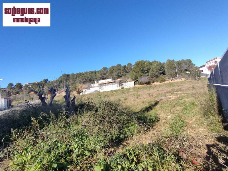 Foto b9c2d73a-af13-49a0-b315-2fb714693907. Terreny residencial a Olesa de Bonesvalls