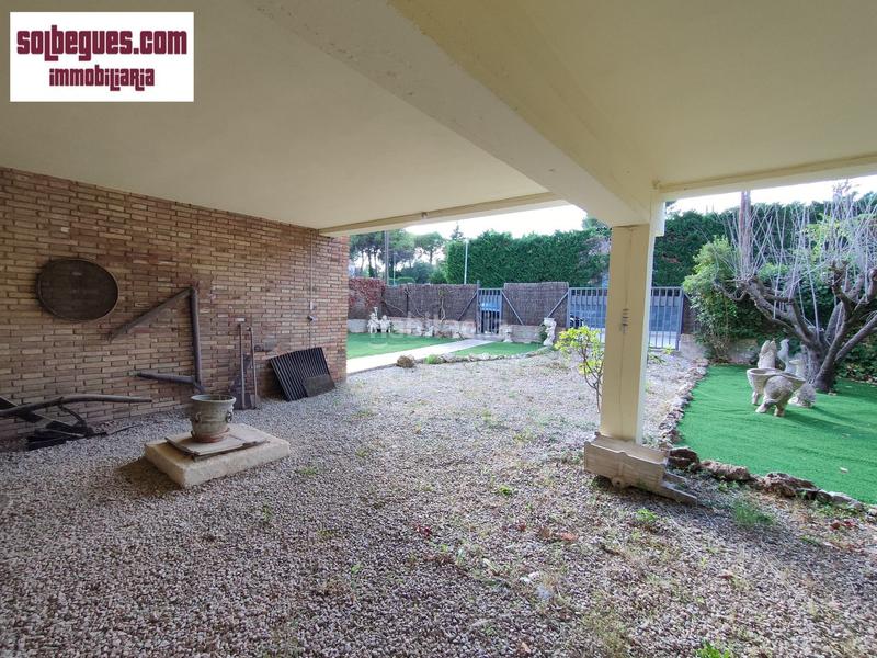 Foto c57806d6-7f2a-466a-bec9-2d745438d528. Casa santa eulalia finca con dos viviendas en Begues