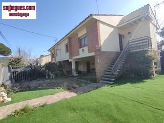 Casa a Begues. Begues santa eulalia finca con dos viviendas