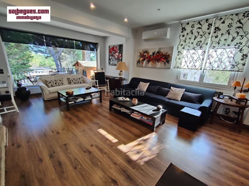 Foto 4c37abf1-417c-4fe4-b3d1-66aacad76764. Casa amb calefacció aparcament piscina a Begues