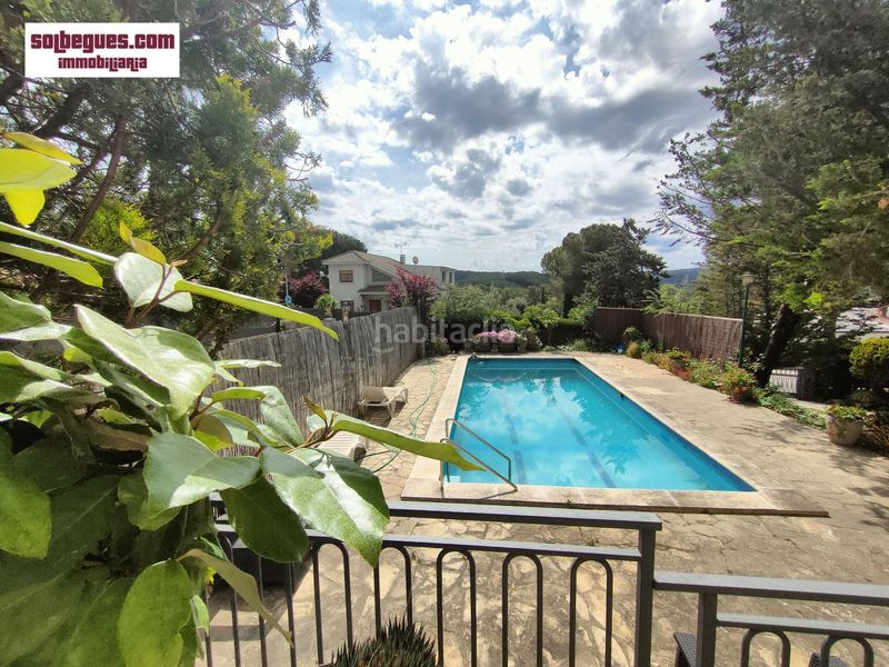 Foto 874164e1-b61f-480f-86e4-003483ff1fb0. Casa amb calefacció aparcament piscina a Begues