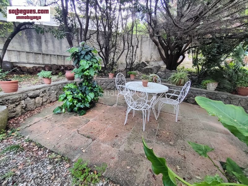 Foto d9128ab7-154d-46d8-8658-be734a6585bc. Casa amb calefacció aparcament piscina a Begues