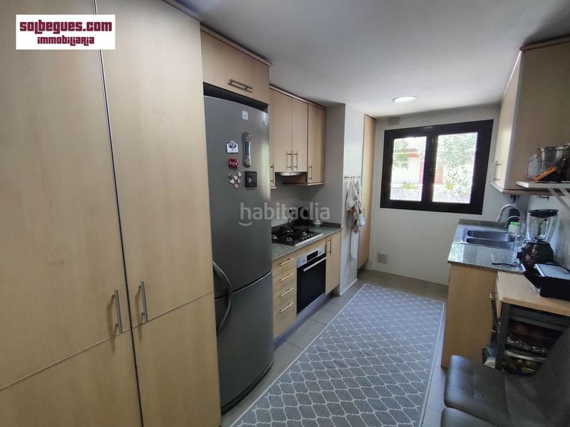 Foto 39a85f30-4859-4818-b9a2-e8e99794b351. Piso barceloneta piso luminoso 3 habitaciones parking y trastero en Begues