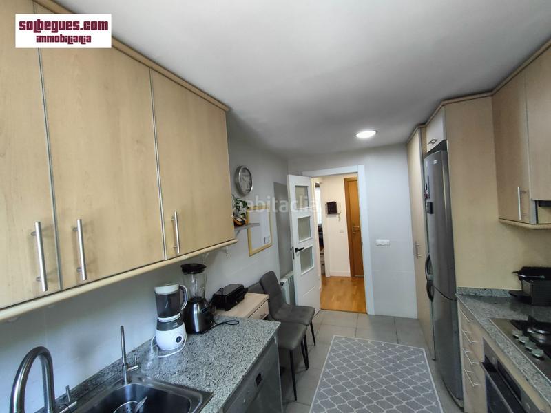 Foto 8fe2b8bf-3541-466b-bcd2-70466bc80b98. Piso barceloneta piso luminoso 3 habitaciones parking y trastero en Begues