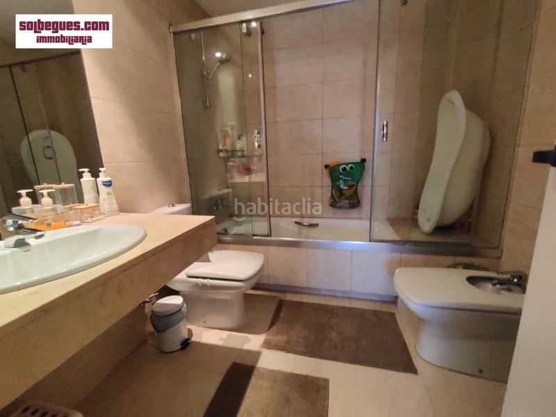Foto c68a0aa0-9f50-47cd-97b2-5a4cbeb3fb96. Piso barceloneta piso luminoso 3 habitaciones parking y trastero en Begues
