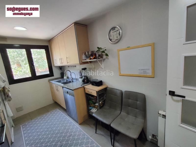 Foto dca47bef-8a39-47ea-a6eb-b8b511b1f58f. Piso barceloneta piso luminoso 3 habitaciones parking y trastero en Begues