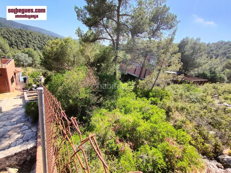 Foto 17155a8f-0265-4bd1-8cf7-cc5123220948. Terreno residencial en turia 34 parc. terreno con magnificas vistas en Begues