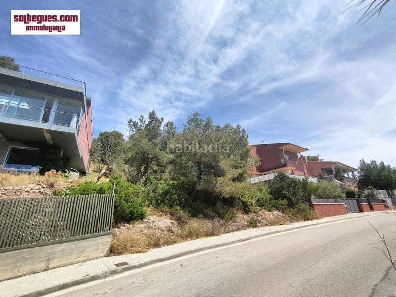 Foto 2cc163b8-2b3c-42ee-b8b2-729bf2e28ca6. Terreno residencial en turia 34 parc. terreno con magnificas vistas en Begues