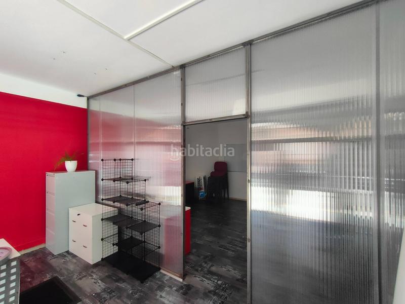 Foto 444fdf2e-42b7-4e4a-8c43-3794c06f930c. Location local commercial dans Begues