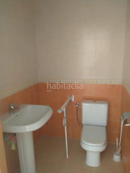 Foto a3571f2b-e4bd-4d5c-84e2-408345a1ef1e. Location local commercial dans Begues