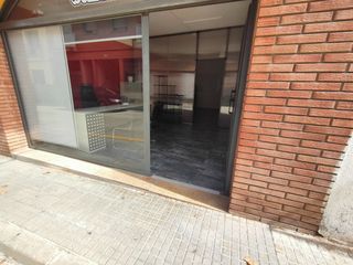 Rent Business premise in Begues. Begues centro. local