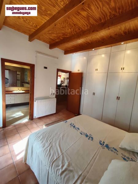 Foto 748b67ad-8be4-488c-b6f5-9531c6405afe. Casa can sadurni. comoda casa de obra vista con piscina y amplio jardín intimo en Begues