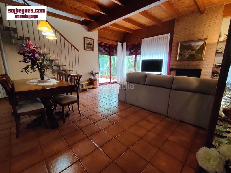 Foto 77d4a1ae-975e-4f61-b337-7f0a2533d749. Casa can sadurni. comoda casa de obra vista con piscina y amplio jardín intimo en Begues