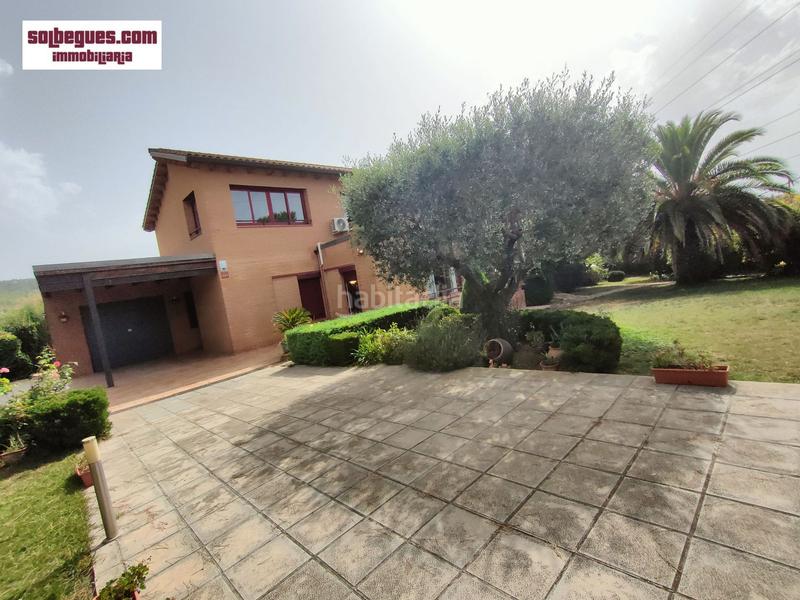Foto 9be18909-d9c3-467c-ac74-bddfd27e5cba. Casa can sadurni. comoda casa de obra vista con piscina y amplio jardín intimo en Begues