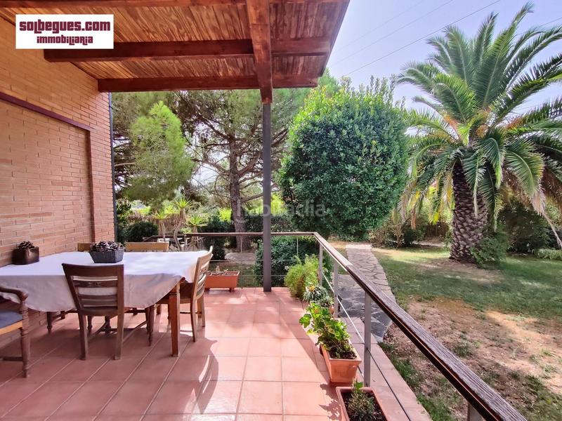 Foto dfaf25b0-3c34-4ba5-a18d-89647e1c5d35. Casa can sadurni. comoda casa de obra vista con piscina y amplio jardín intimo en Begues
