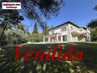 Maison à Begues. Begues centro. una gran casa para compartir momentos