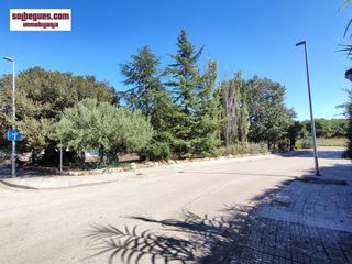 Terrain résidentiel à Begues. Begues mas ferrer amplio terrenno plano esquinero y  bien orient