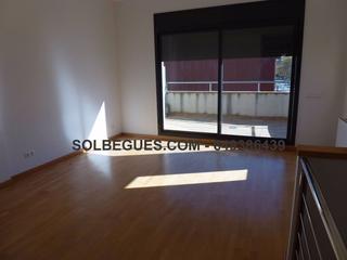 Miete Zweistöckige Wohnung in Begues. Begues barceloneta.  duplex con terraza bien orientado plaza apa