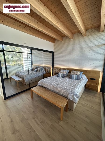 Foto 3d3177dc-aa58-425f-af30-e2c9685f26a6. Casa amb calefacció aparcament piscina a Begues