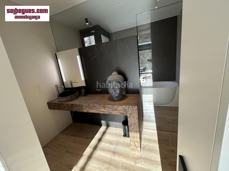 Foto 7a0cfb84-c2fc-4f82-9c80-4ee4dc58a973. Casa amb calefacció aparcament piscina a Begues