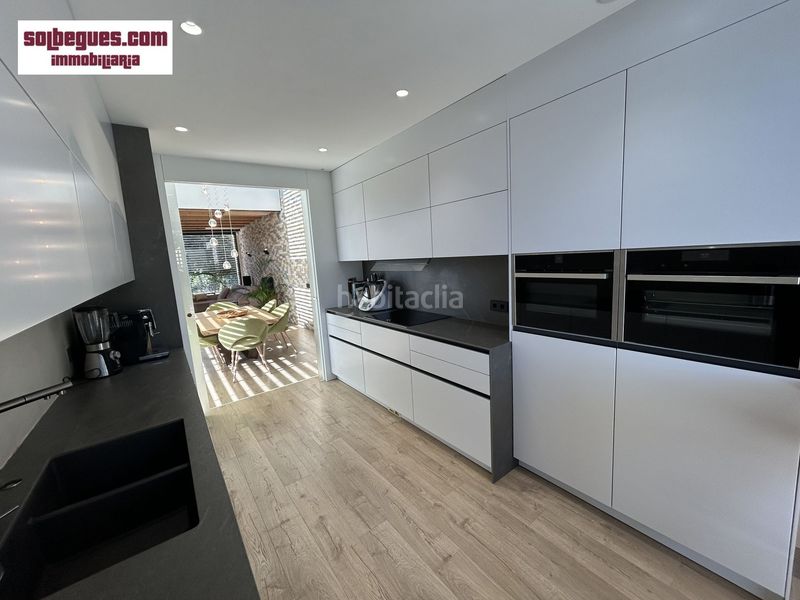 Foto b3a93e25-b258-44f8-a71f-d9f37624452a. Casa amb calefacció aparcament piscina a Begues