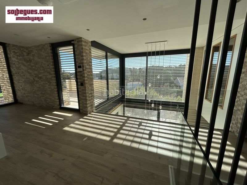 Foto e2b25a4c-a0af-4976-9754-117f23525895. Casa amb calefacció aparcament piscina a Begues