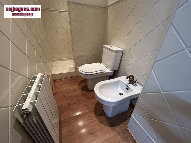 Foto 47bcf3d5-9878-44b3-9bcf-6372c96a27f5. Casa amb calefacció aparcament piscina a Begues