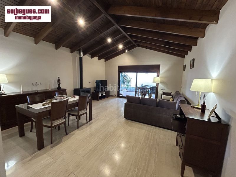 Foto 5d9f55f3-fbf3-4c7f-a593-ca11886c30e8. Casa amb calefacció aparcament piscina a Begues