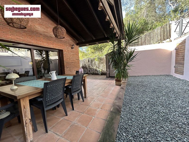 Foto 7dfef3da-dbfc-43fe-9794-ffdd0a4faf6b. Casa amb calefacció aparcament piscina a Begues