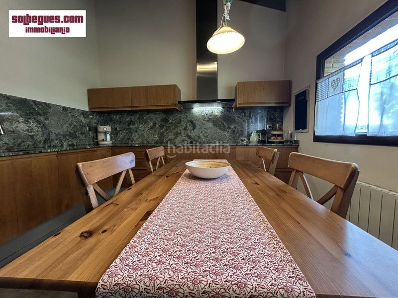 Foto 88feee67-3e79-445a-93d5-011ba19d6435. Casa amb calefacció aparcament piscina a Begues