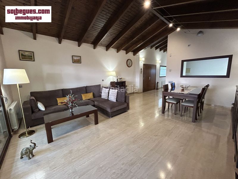 Foto a0d5becb-7118-466e-bdad-68a40347f35d. Casa amb calefacció aparcament piscina a Begues