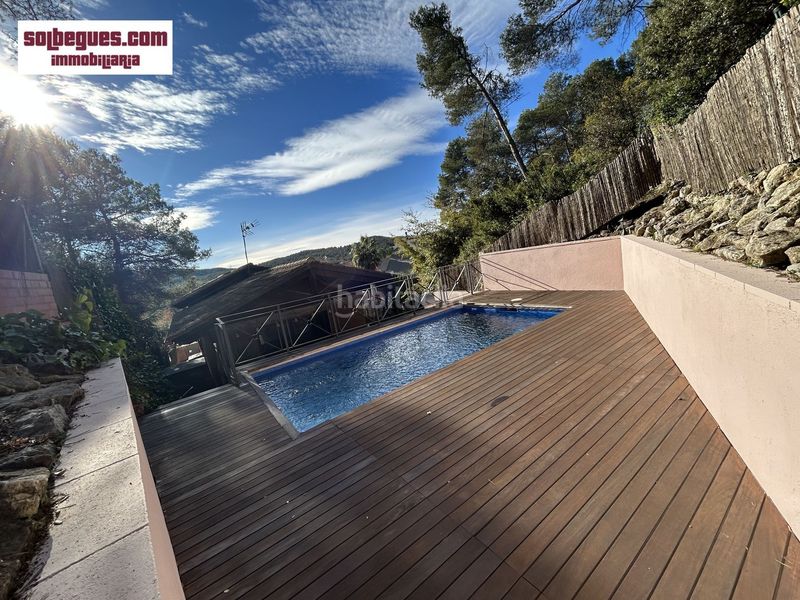 Foto c33f3c7e-ed8a-4b88-95de-ad78342c1978. Casa amb calefacció aparcament piscina a Begues