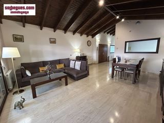 Haus in Begues. Begues can amell. casa calida y comoda en perfecto estado.