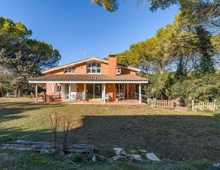 Casa a Begues. Begues mas ferrer casa obra vista amplia parcela