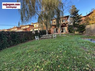 Haus in Begues. Begues barceloneta. casa obra vista cómoda en dos plantas con ja