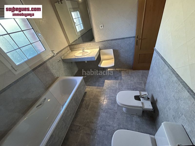 Foto f4e48c85-c755-4770-9d4e-2741fb7339ac. Casa amb calefacció aparcament a Begues