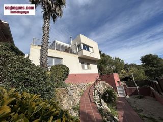 Haus in Begues. Begues parc casa dise�o en perfecto estado magnificas vistas nat